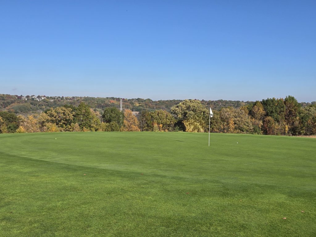 Pleasant View Golf Course 13 20251018 103834